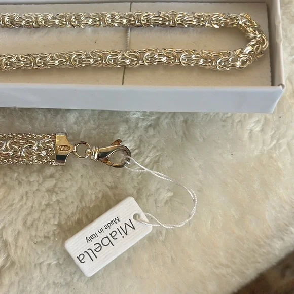 Miabella Sterling Silver Jewelry Set - Picture 6 of 9